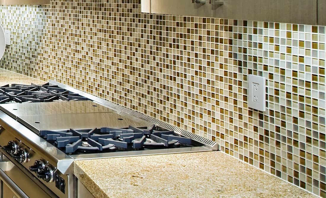 neutral tones backsplash ideas
