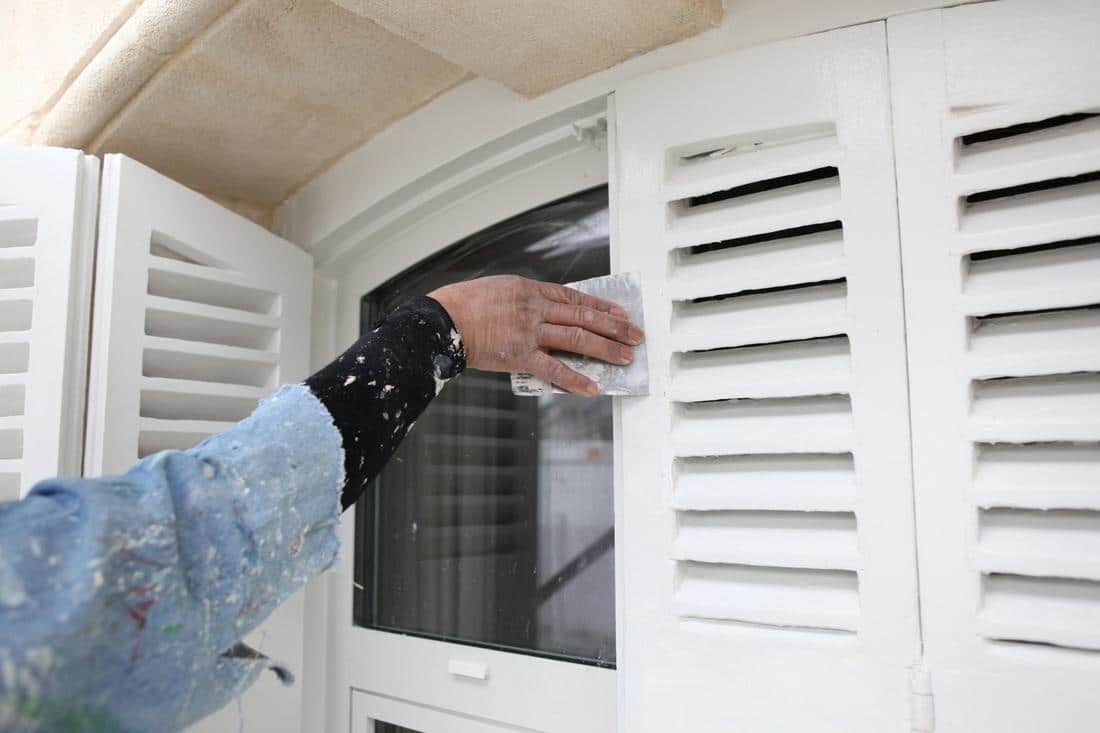 sanding wall for painting